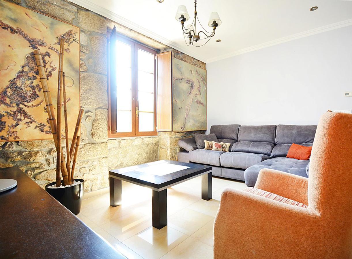 Galihost - Casa Con Precioso Jardin En Vilanova De Arousa Exterior foto